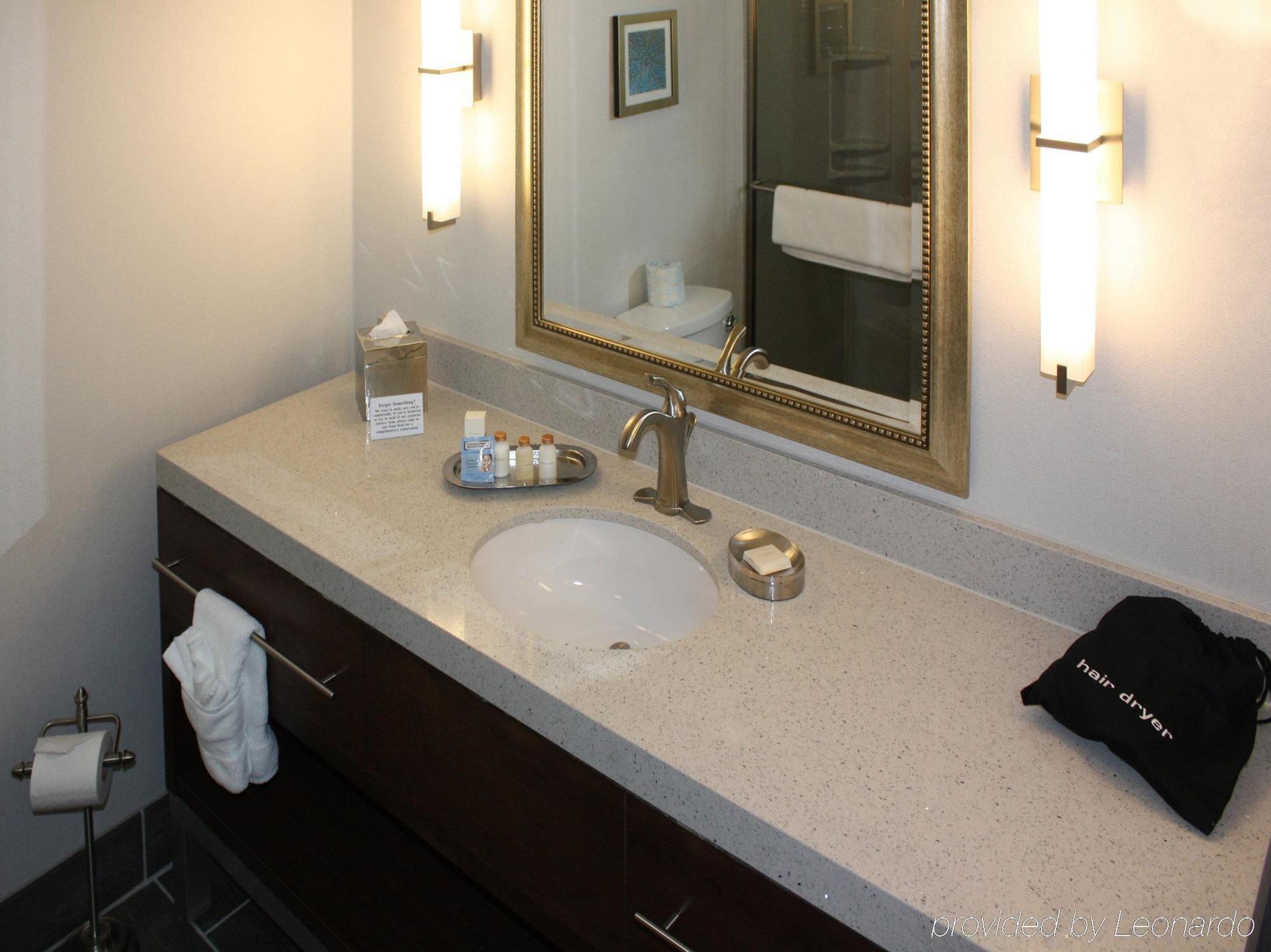 The Heritage Inn & Suites, Ascend Hotel Collection Garden City Dış mekan fotoğraf